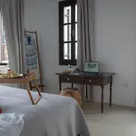 The Dream House העיירה סקיאתוס