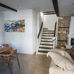 The Dream House העיירה סקיאתוס