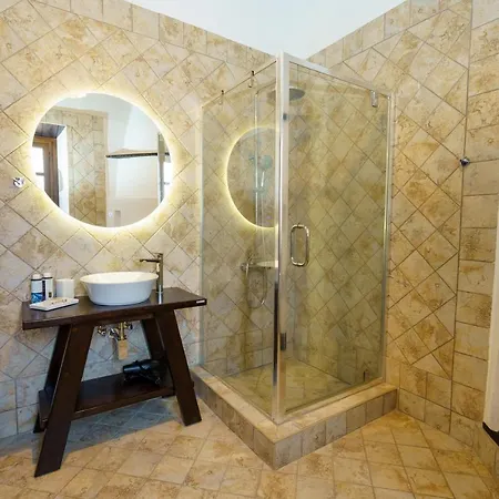 度假居 The Dream House