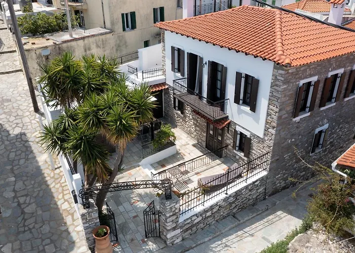 The Dream House مدينة سكياثوس